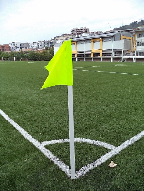 Flexible Corner Flag Pole